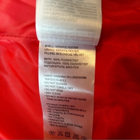 ZIAI Wet Look Red Puffer Hooded Jacket w/ Detachable Faux Fur Trim - Picture 11 of 16